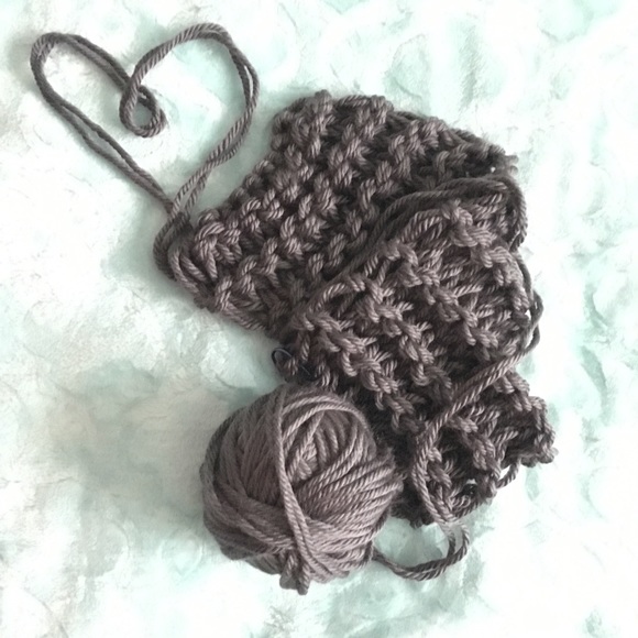 Meet your Posher, Cynthia - Picture 1 of 1